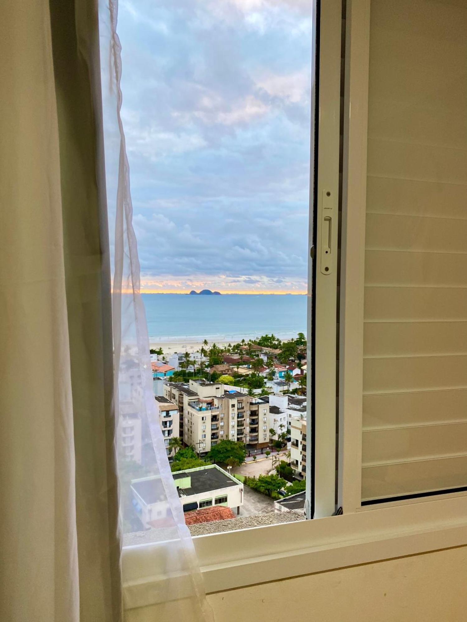 Apt Enseada Vista Mar Гуаружа Экстерьер фото